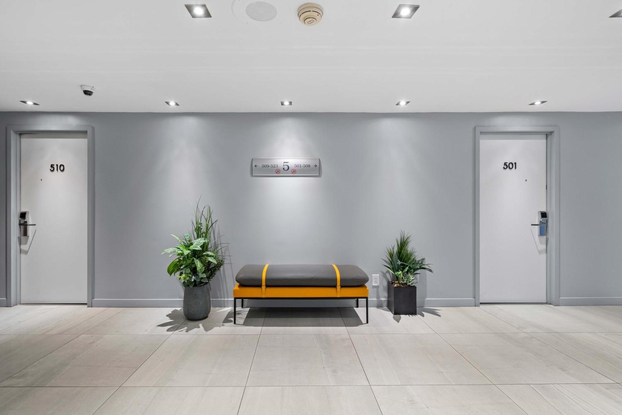Travelodge By Wyndham Montreal Centre, Montreal